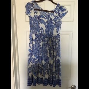 Women’s dress